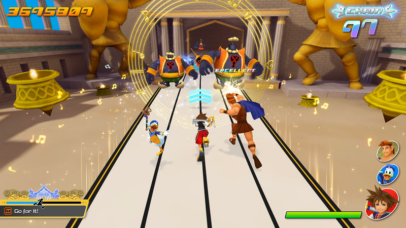 Sora et ses amis avancent sur la piste dans le monde de l'Olympe, Kingdom Hearts Melody of Memory