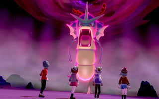 Quel jeu Pokémon acheter sur Switch : raid Dynamax dans Pokémon Épée et Bouclier, quatre dresseurs face à un Léviator géant – © Nintendo / Creatures Inc. / GAME FREAK inc.