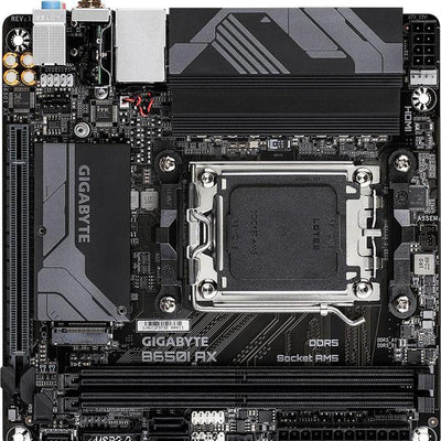 GIGABYTE B650I AX