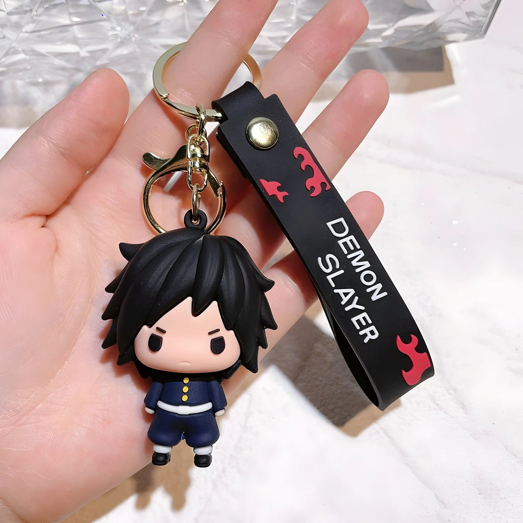 Porte-clés Demon Slayer Giyu Tomioka chibi noir rouge uniforme bleu marine