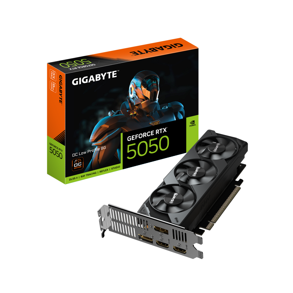 Carte graphique Gigabyte GeForce RTX 5050 OC Low Profile 8 Go, vue de trois quarts, triple ventilateur format low profile