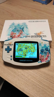 Game Boy Advance édition limitée Final Fantasy Tactics LCD blanc vibrant