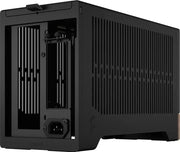 Arrière du boîtier Fractal Design Terra Graphite avec panneau ventilé et port alimentation
