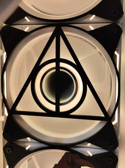 Grille ventilateur Harry Potter Reliques de la Mort noire triangulaire 120/140mm
