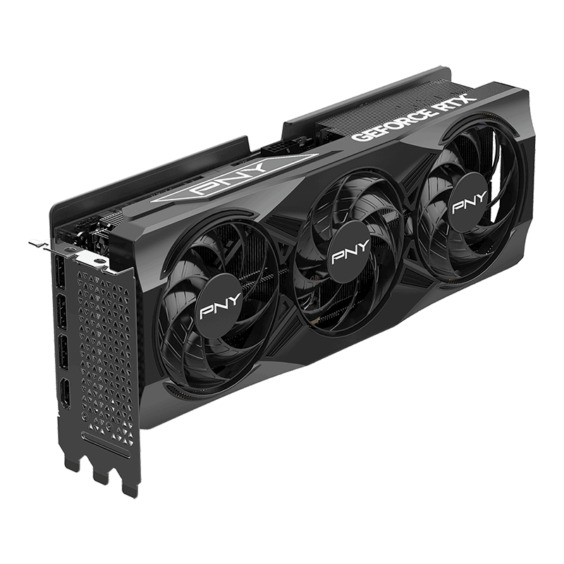 Carte graphique PNY GeForce RTX 5070 Ti Triple Fan OC 16 Go, vue de trois quarts avec triple ventilateur noir