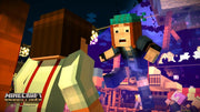 Personnage Minecraft en casquette verte et salopette bleue avec accents roses, Story Mode PS4