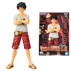 Figurine Luffy One Piece position sérieux