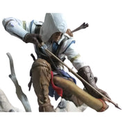 Figurine Connor Assassin’s Creed 28 cm : assassin encapuchonné blanc en pose dynamique