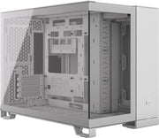 Corsair 2500X Blanc : boîtier blanc 300D avec panneau latéral transparent et maille géométrique