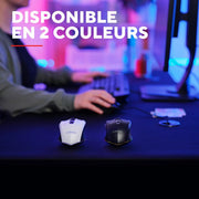Deux souris gamer GX Trust GXT 1108, noire et blanche, côte à côte