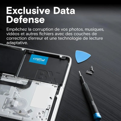 Disque SSD Crucial BX500 500Go installé dans smartphone démonté
