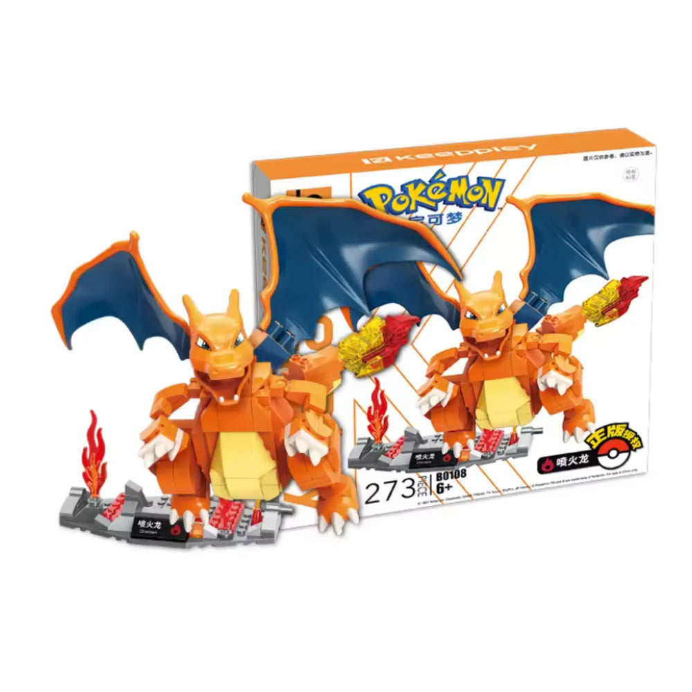 Figure Dracaufeu Pokémon en briques orange jaune ailes bleues flammes rouges griffes blanches