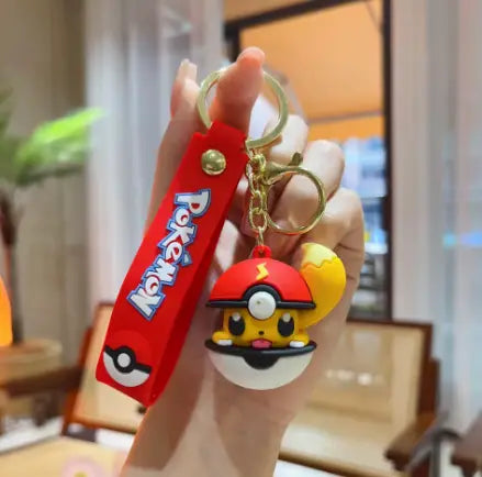 Porte Clés Pokemon - Evoli dans sa Pokeball — dans le même univers que Peluche Pokemon Pyroli  - 20 cm