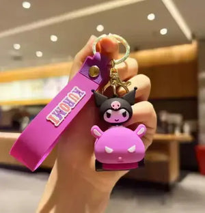 Porte Clés Kuromi en voiture violette
