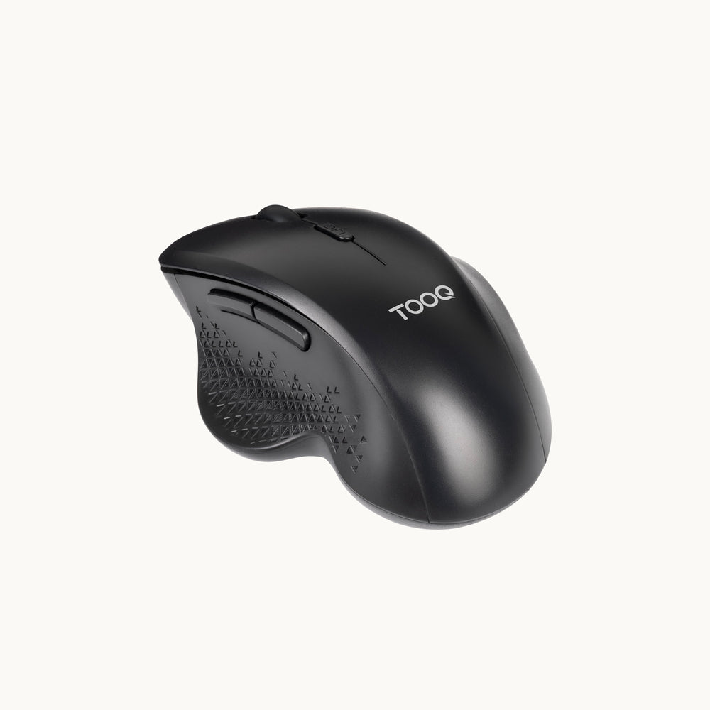 Souris ergonomique sans fil TooQ TQMWG-1105-B noire, vue de trois quarts