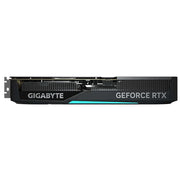 Carte graphique Gigabyte GeForce RTX 5070 Ti EAGLE OC SFF 16G noire à design élégant