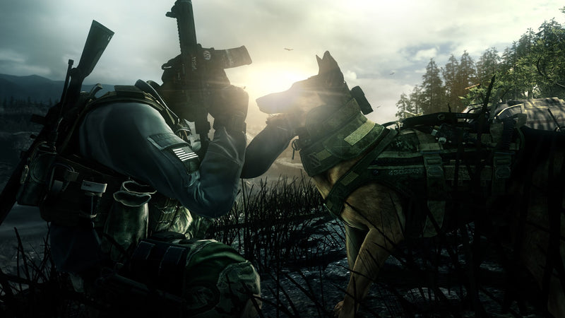 Soldat et chien d'assaut dans Call of Duty Ghosts sur PlayStation 3