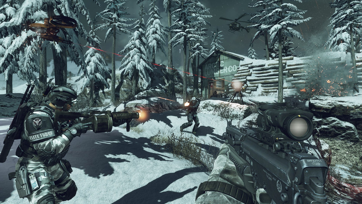 Fusillade dans la neige face aux ennemis dans Call of Duty Ghosts sur PlayStation 3