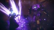 Robot blindé violet imposant aux yeux rouges luisants dans Destiny 2 PS4