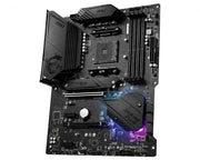 Carte mère MSI MPG B550 Gaming Plus noire avec design angulaire et éclairage RGB