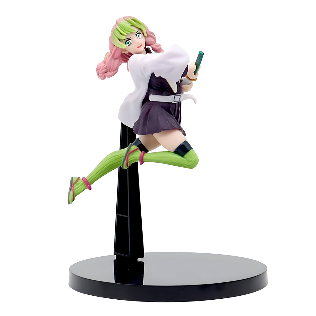 Figurine Demon Slayer Mitsuri Kanroji 03 aux cheveux verts et roses, pose dynamique