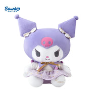 Peluche Kuromi 30 cm en tenue violette lavande à étoiles dorées