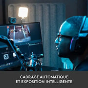 Casque gaming éclairé bleu, design moderne, coussinets rembourrés, Logitech StreamCam