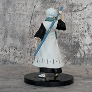 Figurine Bleach Tôshirô Hitsugaya 21 cm cheveux blancs hérissés épée bleue